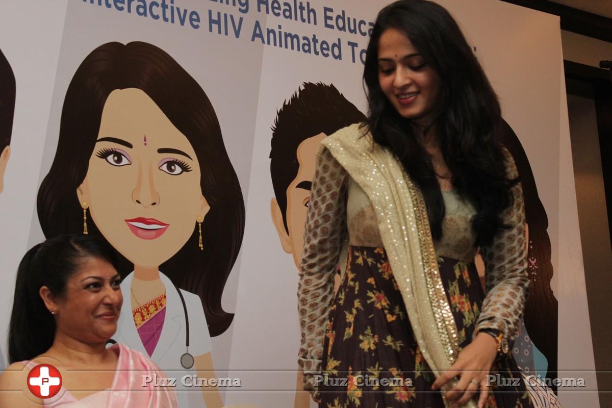 Anushka Shetty - Anushka Shetty at TeachAids Press Meet Stills | Picture 651997